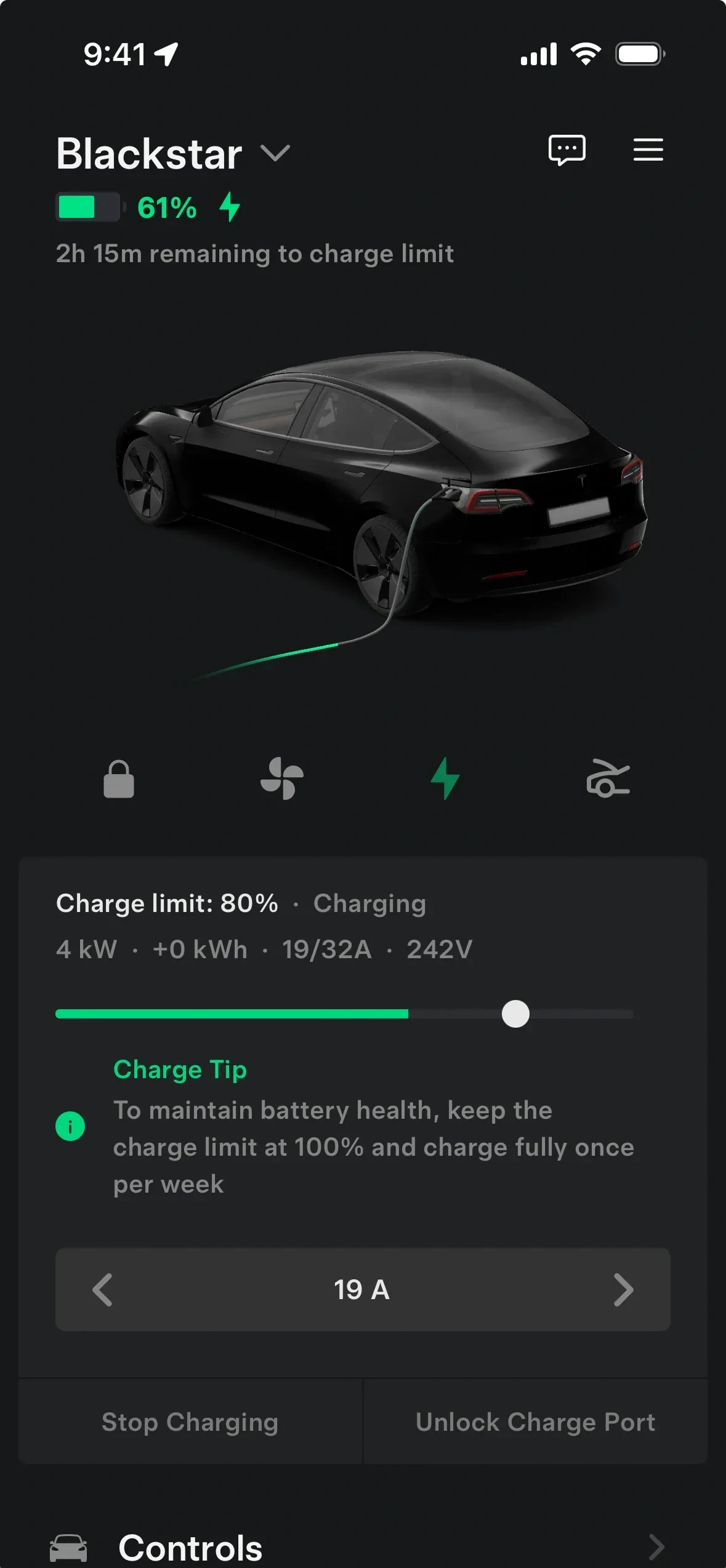 Tesla app: status under the name